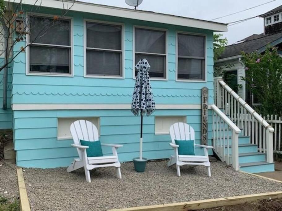 Beachy Bay Breeze Bungalow 2Br With Parking And Close To Many Amenities. West Haven Exterior photo