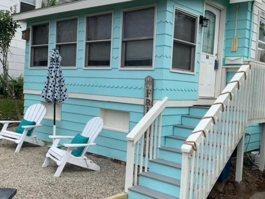 Beachy Bay Breeze Bungalow 2Br With Parking And Close To Many Amenities. West Haven Exterior photo